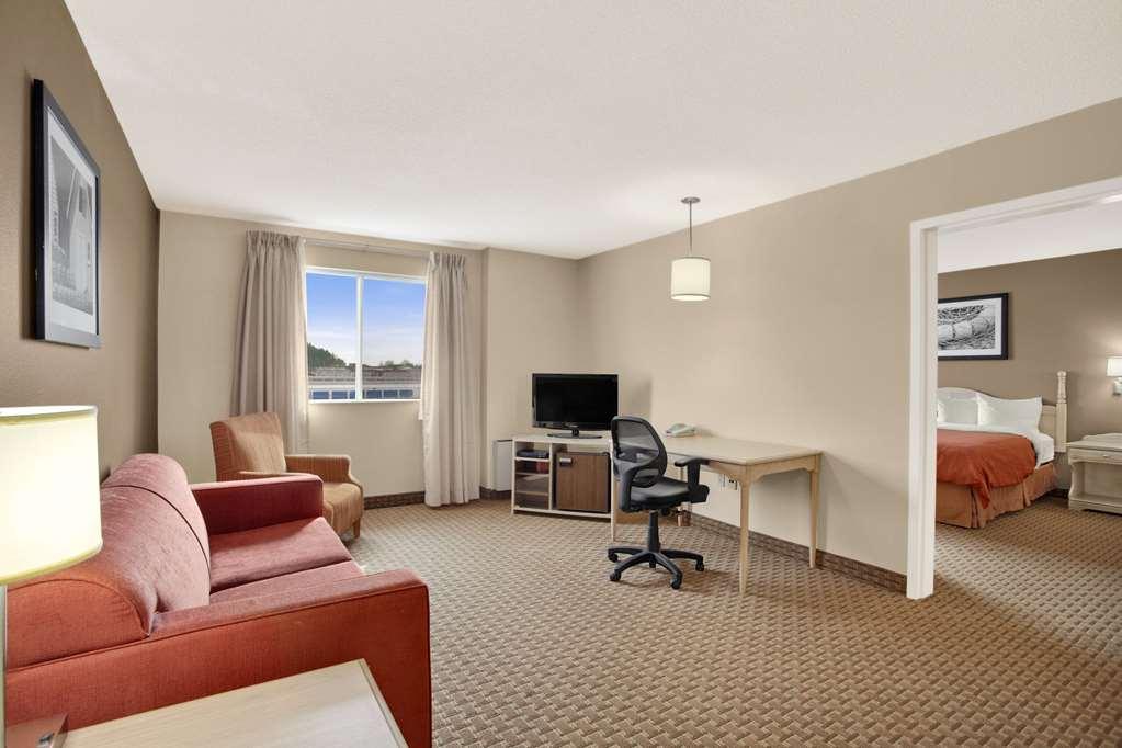 Travelodge Suites By Wyndham Saint John Δωμάτιο φωτογραφία