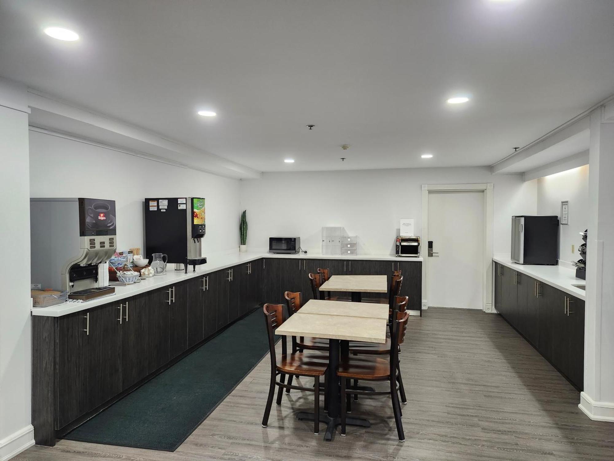 Travelodge Suites By Wyndham Saint John Εξωτερικό φωτογραφία